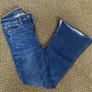 Like new American eagle flair jeans next level stretch size 4 regular